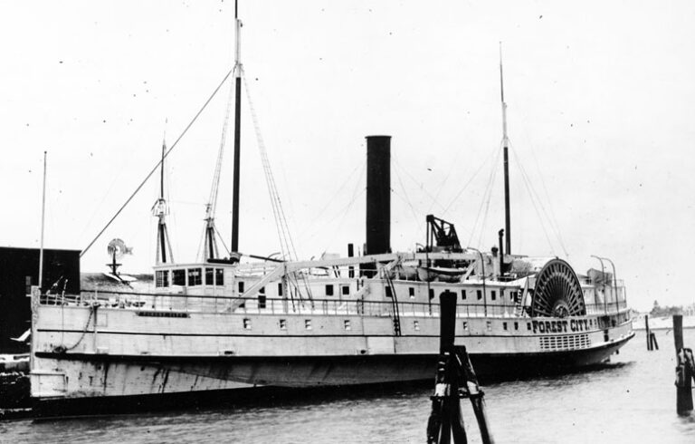The Portland Steam Packet Company’s coastal passenger steamers Forest City, operating for the 1882 season. PHOTO: MAINE MARITIME MUSEUM