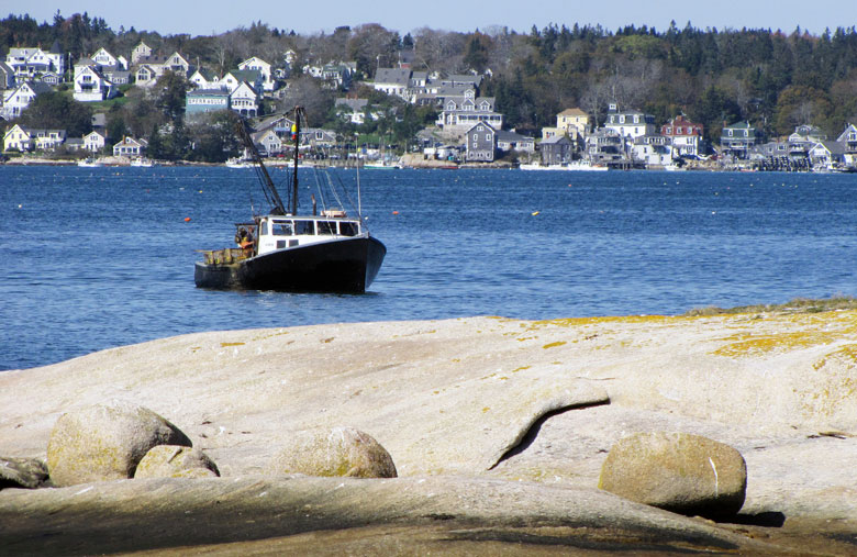 Fishing off Stonington. FILE PHOTO: TOM GROENING